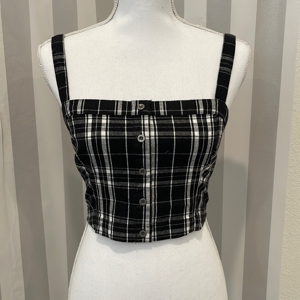 Hollister crop top